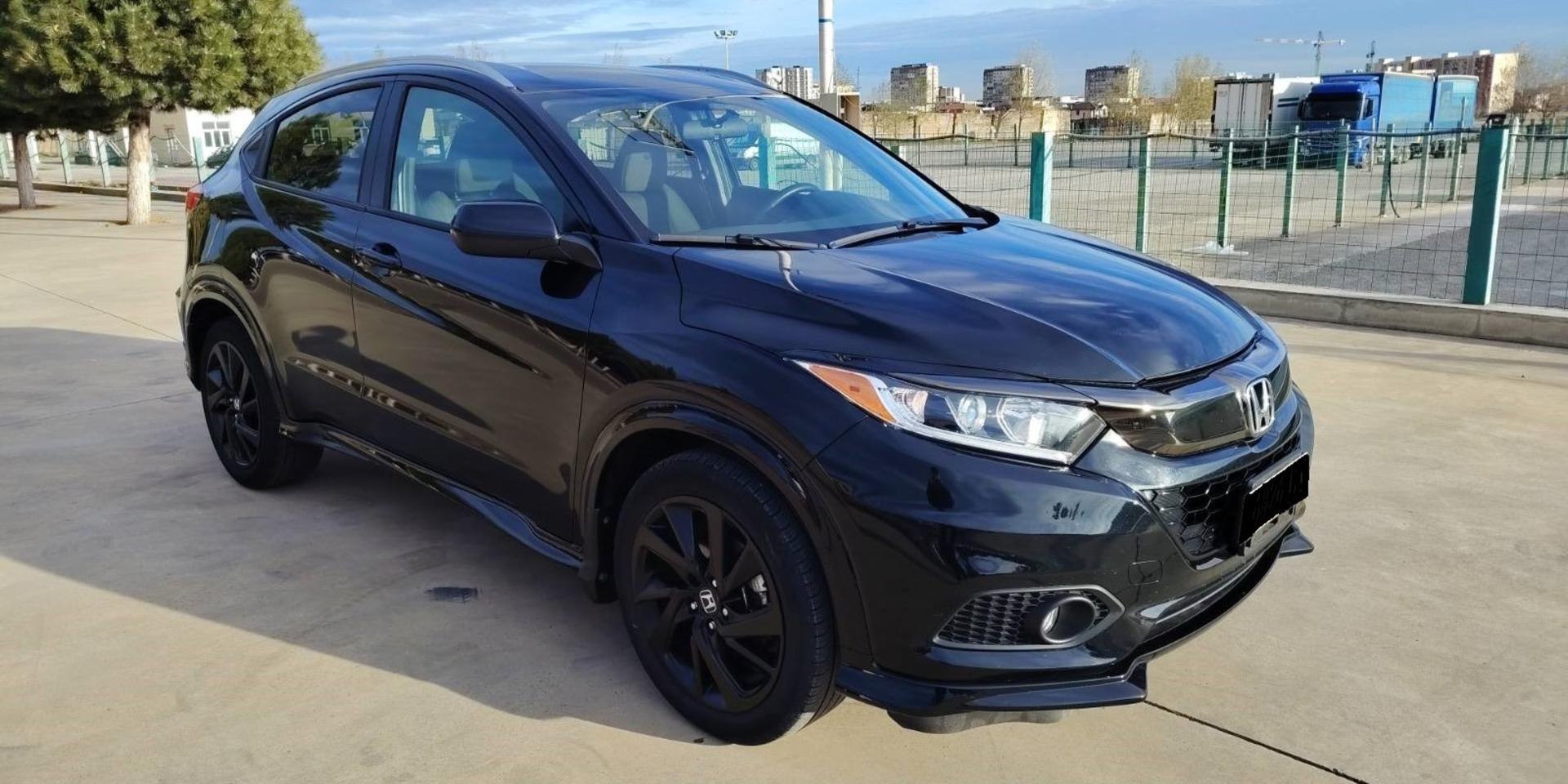 Honda HR-V 2022 — photo 2