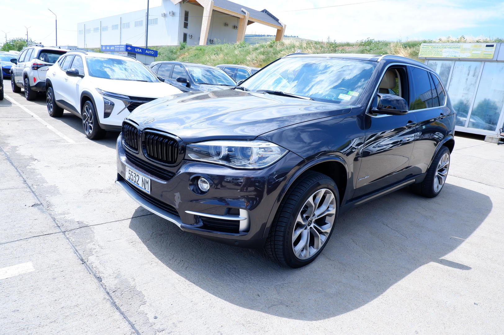 BMW X5 2016 — photo 2
