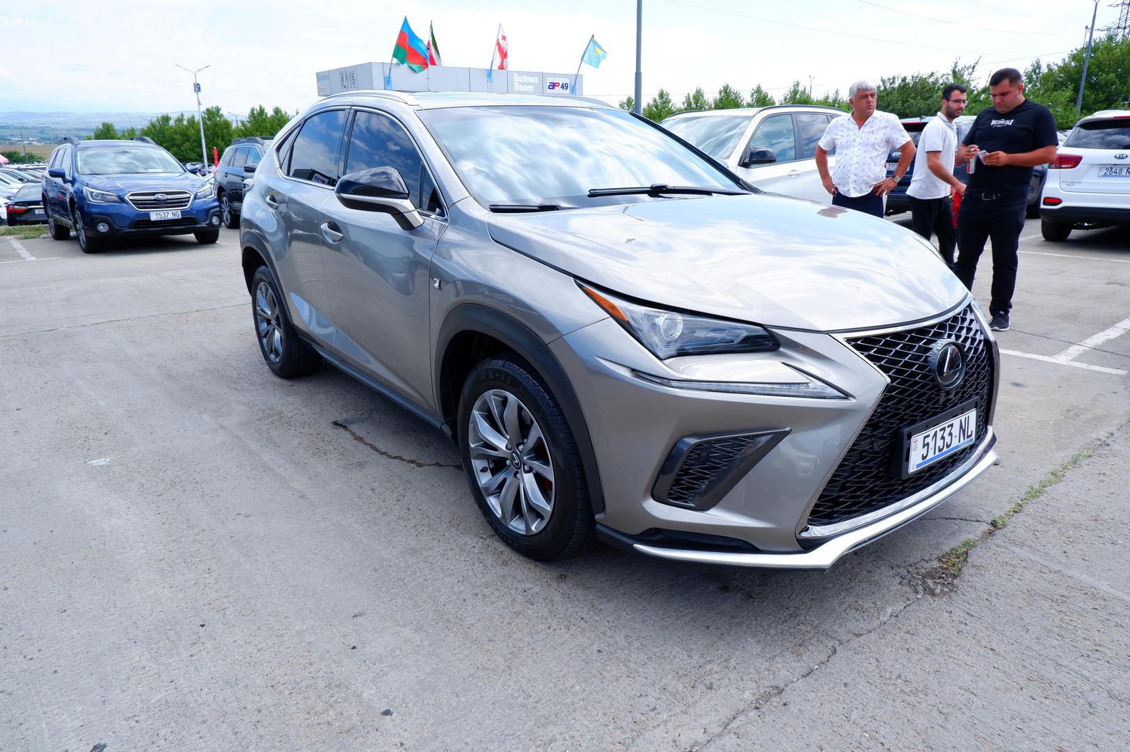 Lexus NX 300 2020 — photo 2