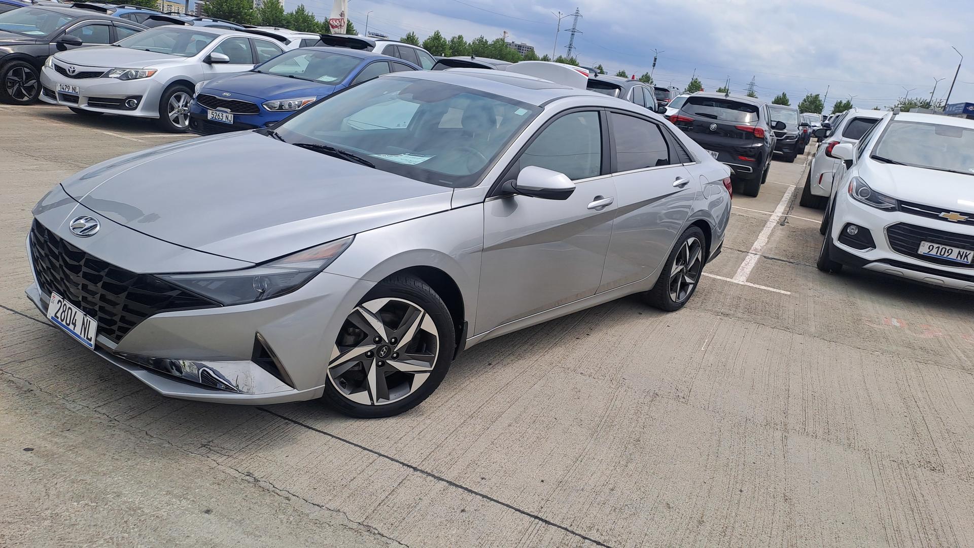 Hyundai Elantra