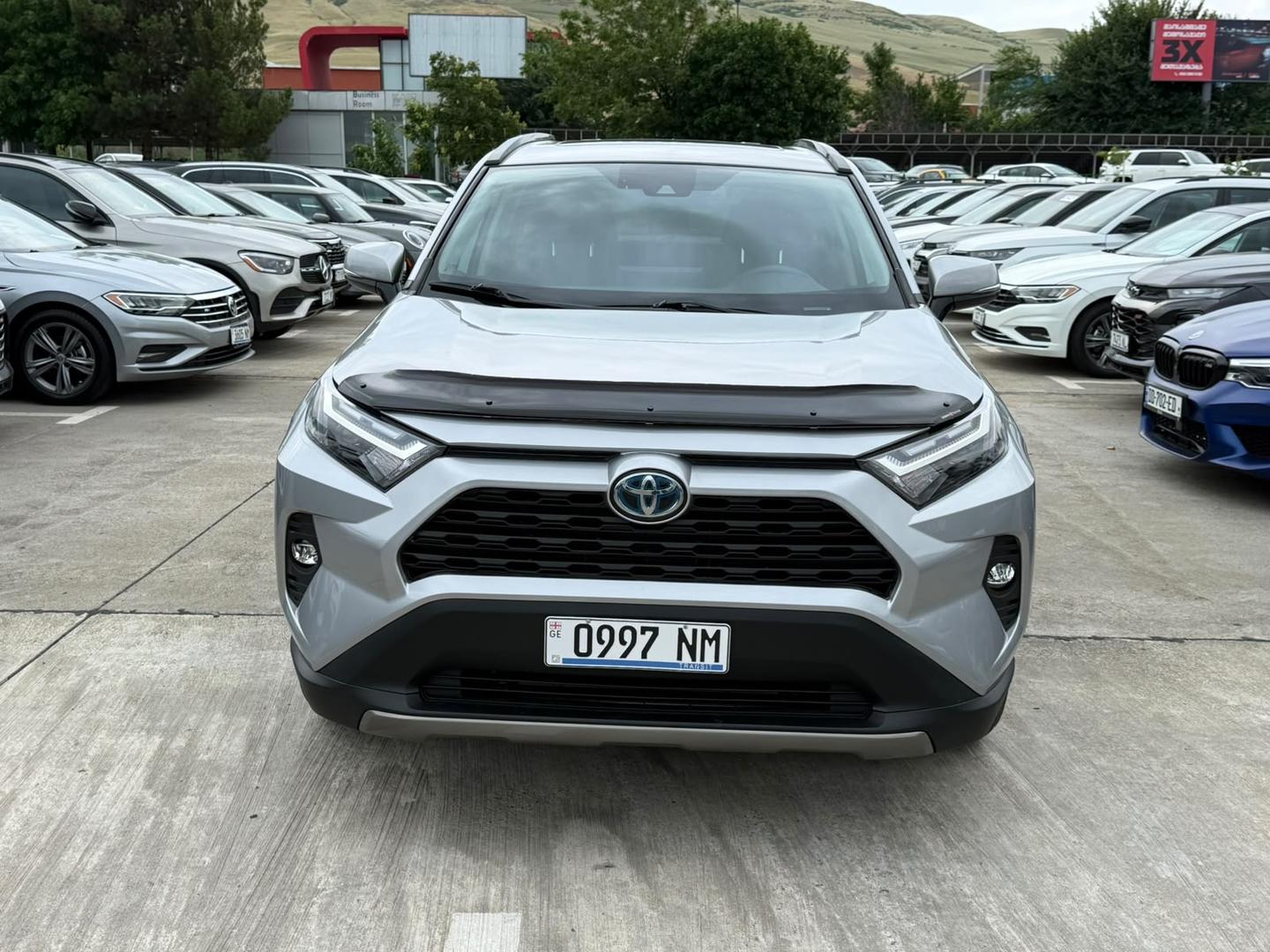 Toyota RAV4 2024 — photo 2