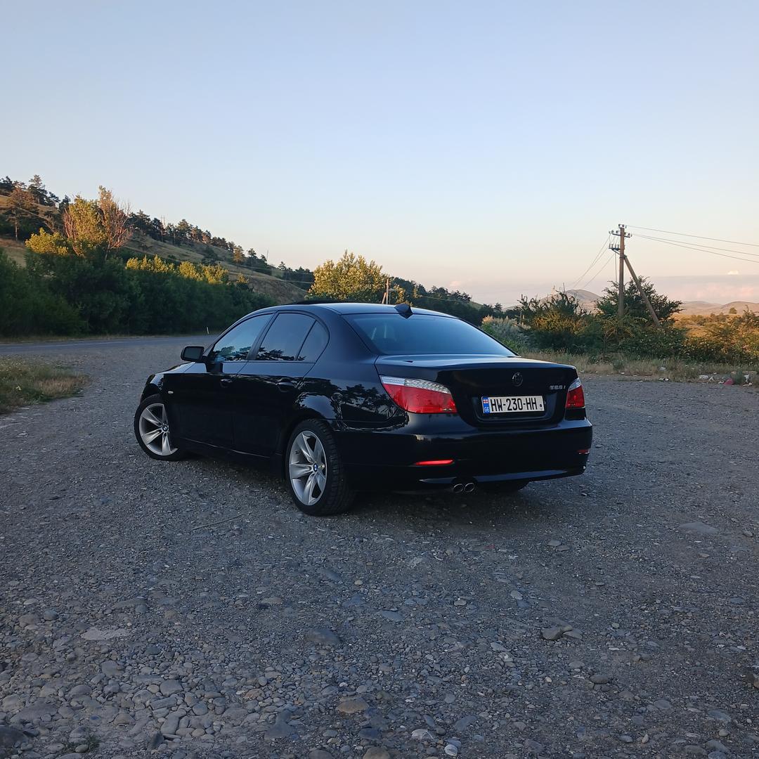 BMW 528