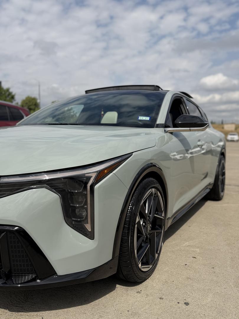 Kia K4
