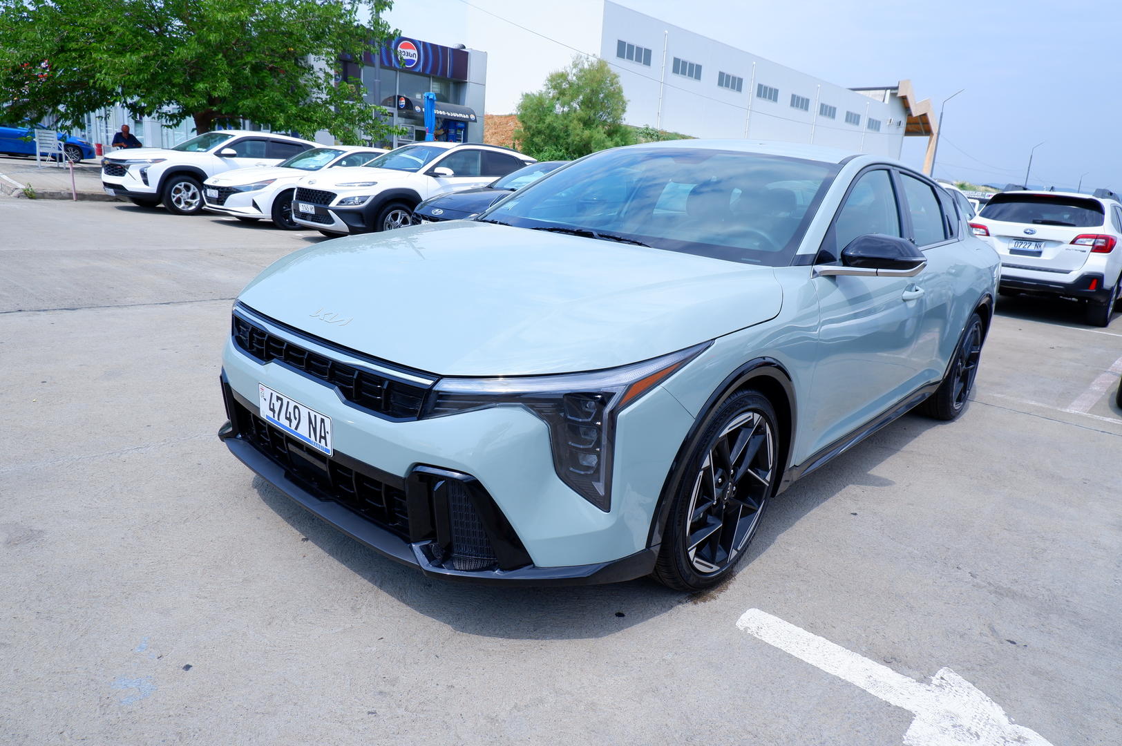 Kia K4