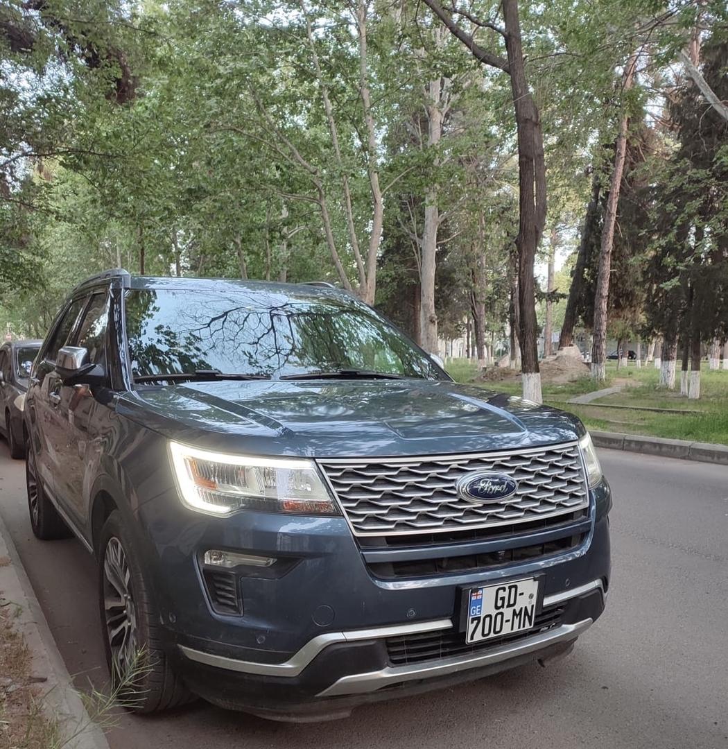 Ford Explorer
