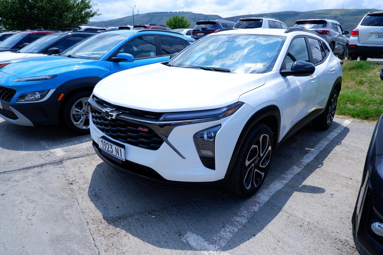 Chevrolet Trax 2021 — photo 2