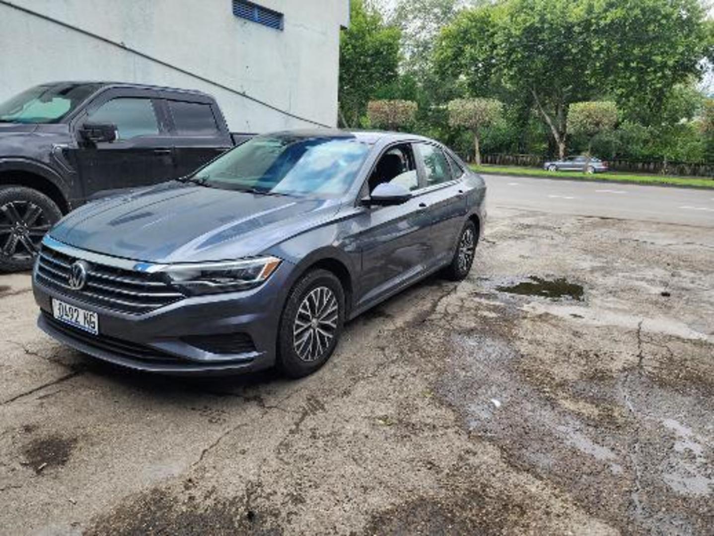 Volkswagen Jetta 2020 — photo 2