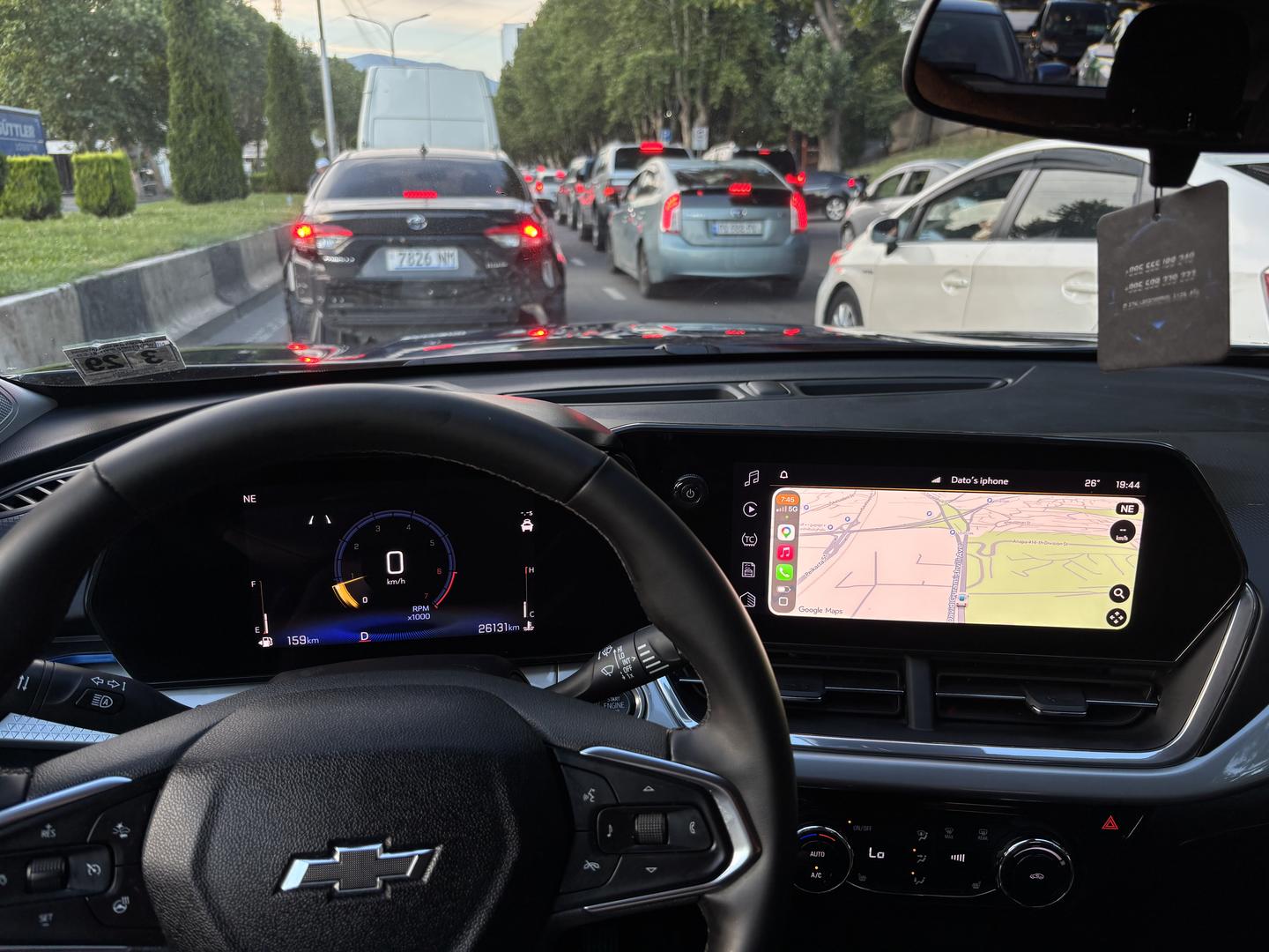 Chevrolet Trax 2023 — photo 2