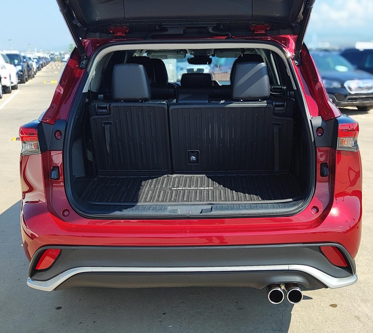 Toyota Highlander 2020 — photo 2
