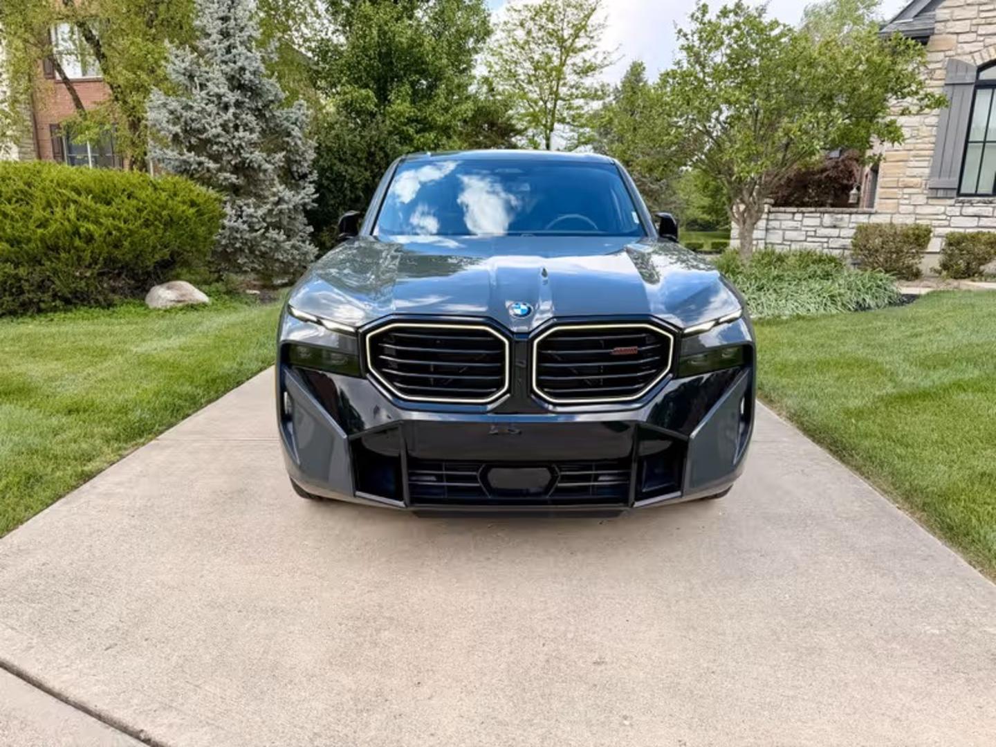 BMW XM 2026 — photo 2