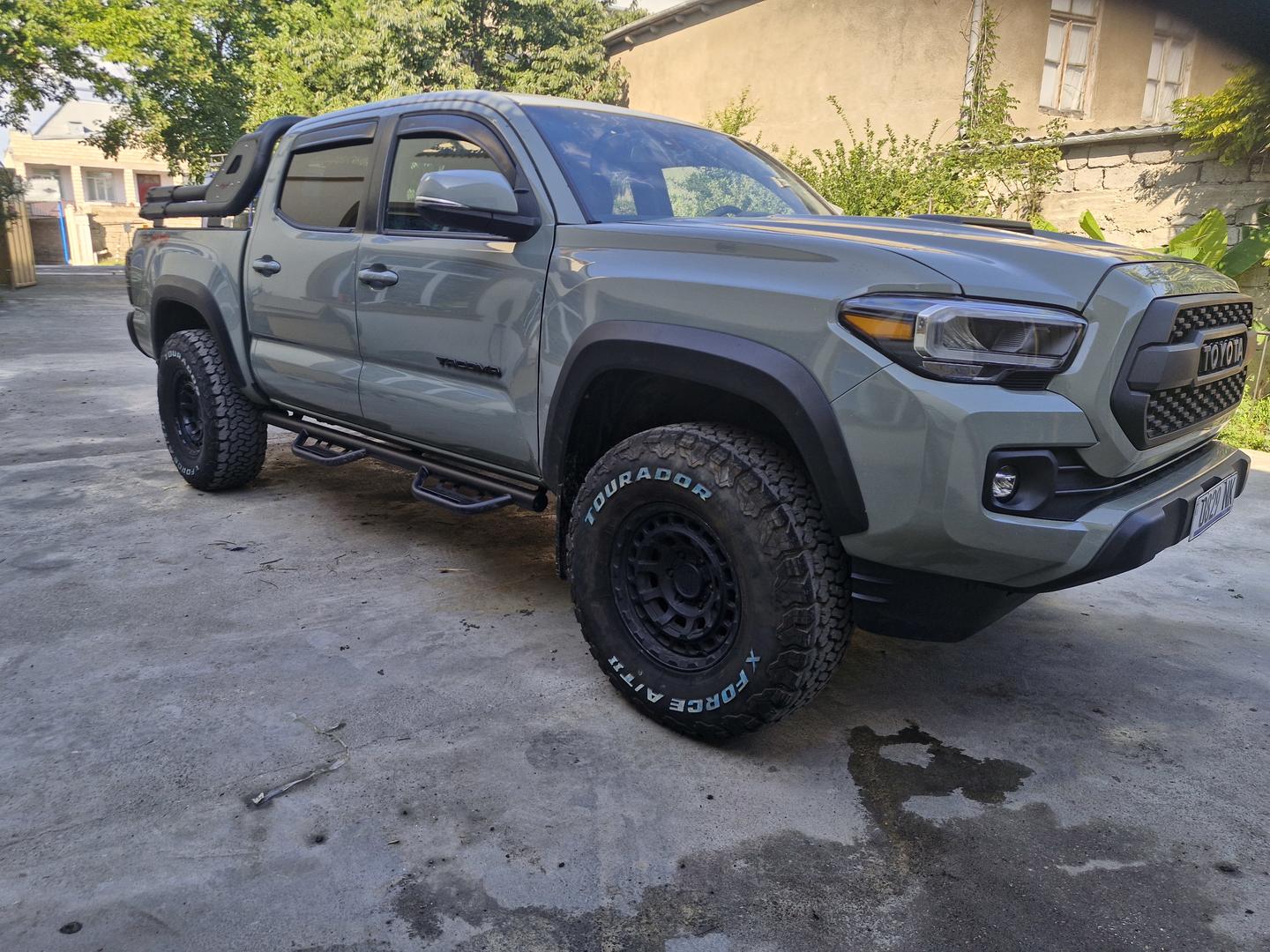Toyota Tacoma
