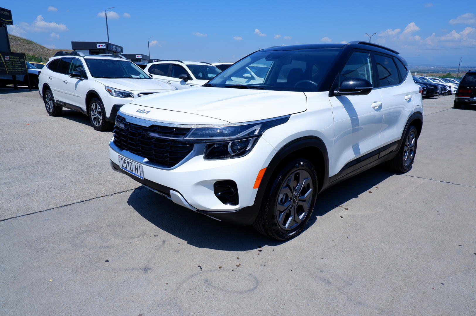Kia Seltos 2023 — photo 2