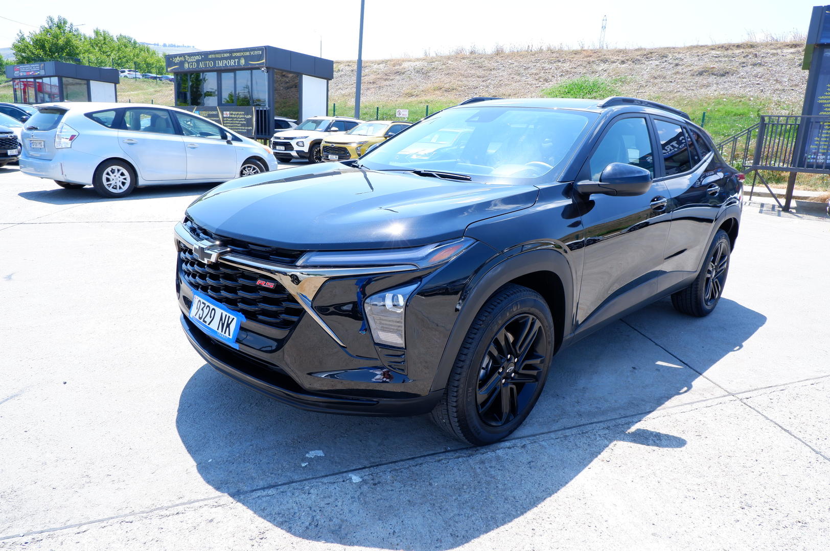 Chevrolet Trax 2023 — photo 2