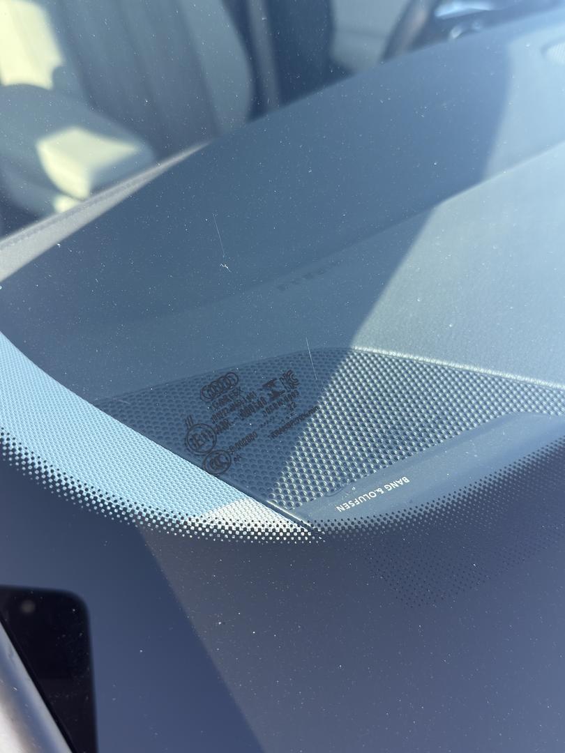 Audi e-tron 2022 — photo 2