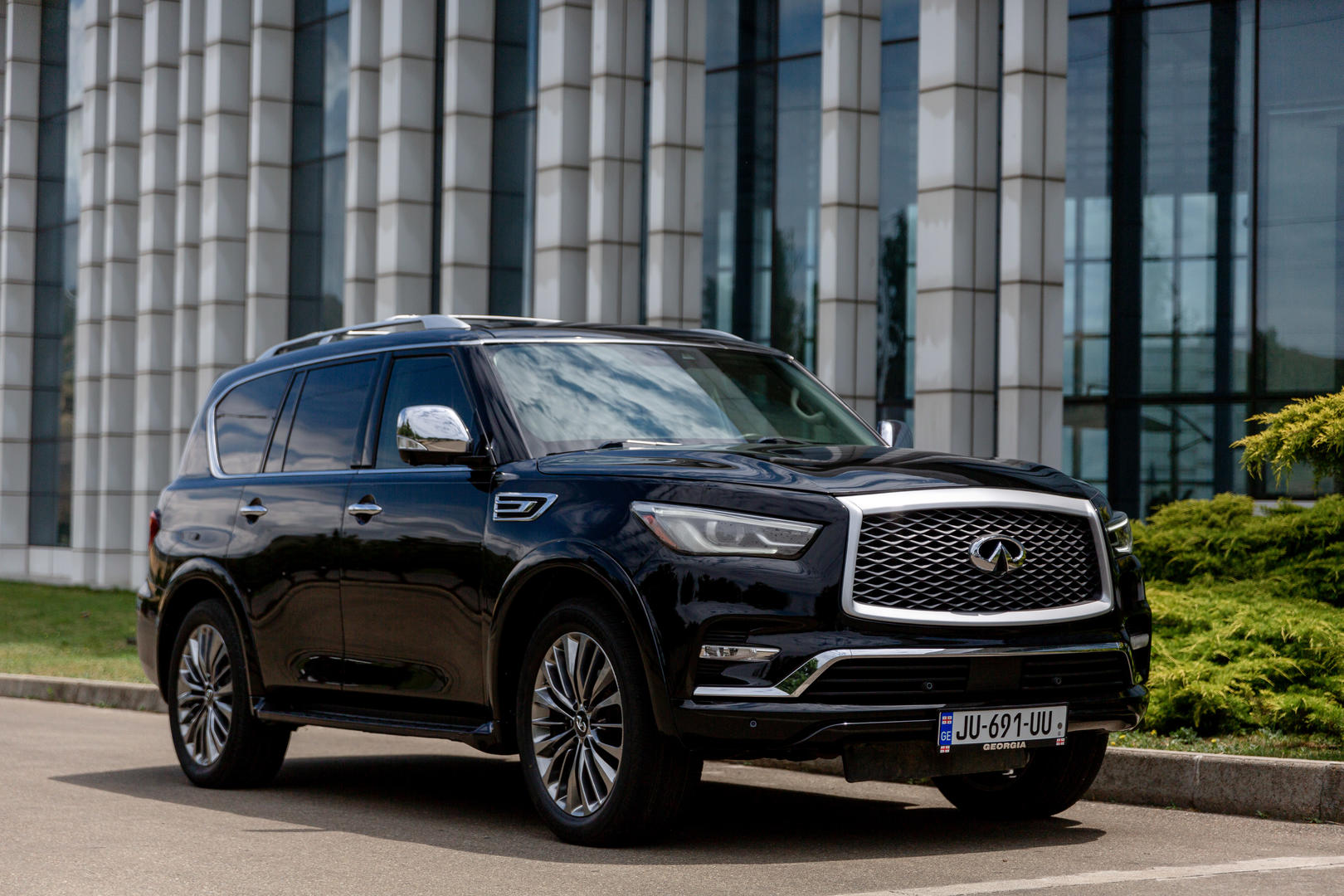 Infiniti QX80