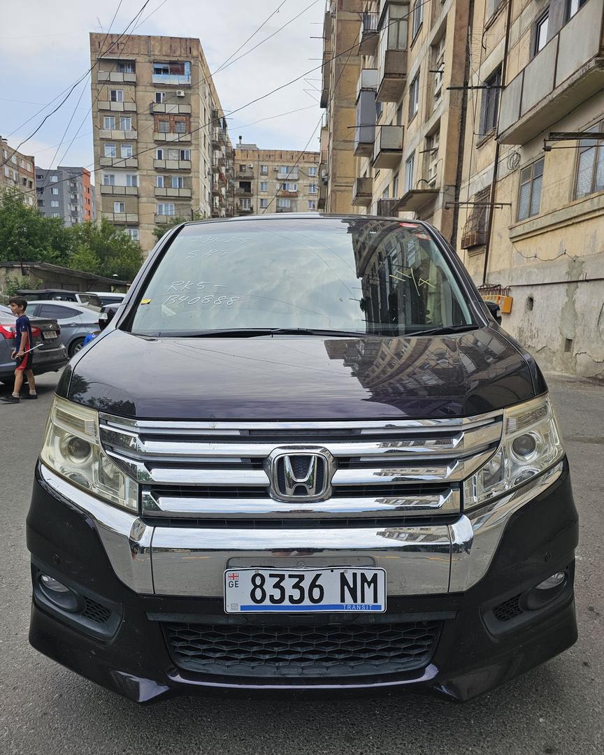 Honda Stepwgn 2027 — photo 2