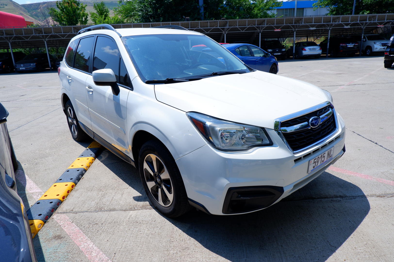 Subaru Forester 2016 — photo 2