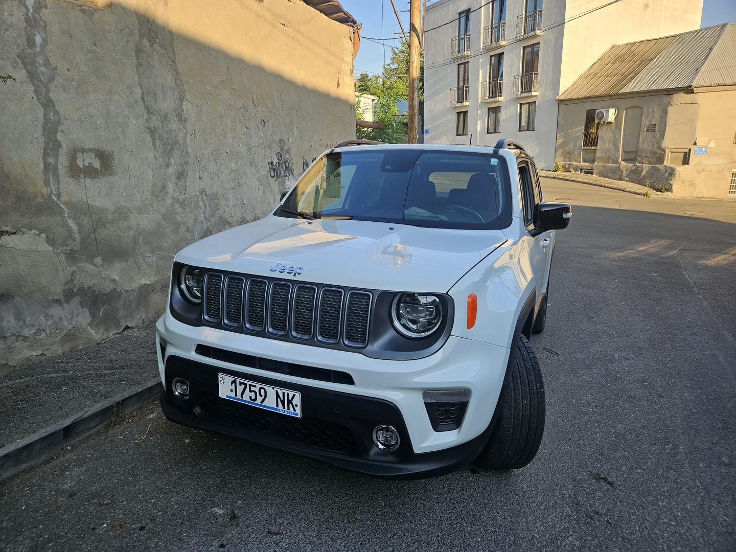 Jeep Renegade 2023 — photo 2
