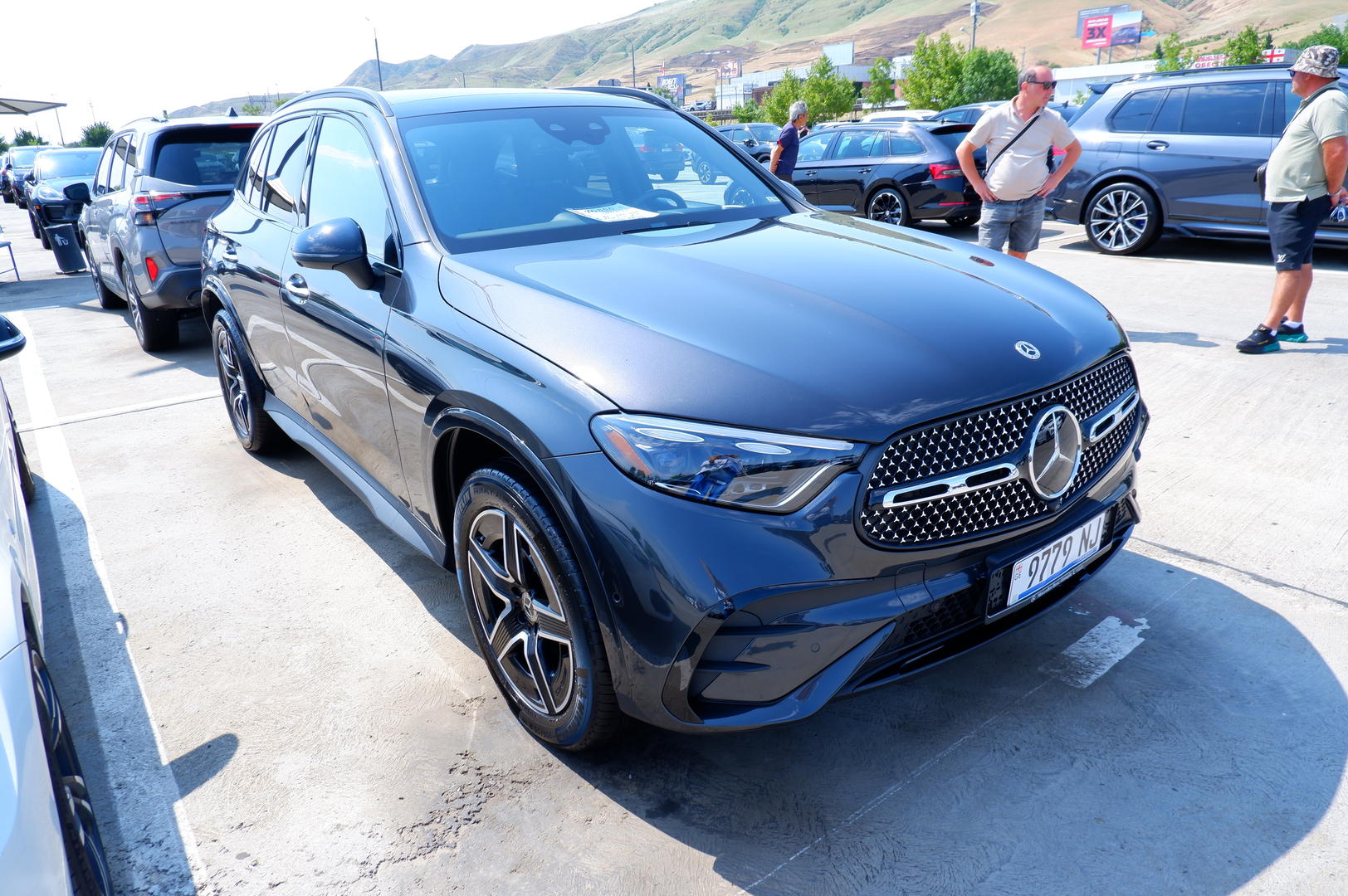 Mercedes-Benz GLC 300 2023 — photo 2