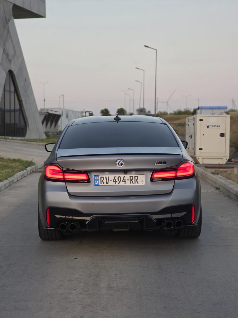 BMW M5
