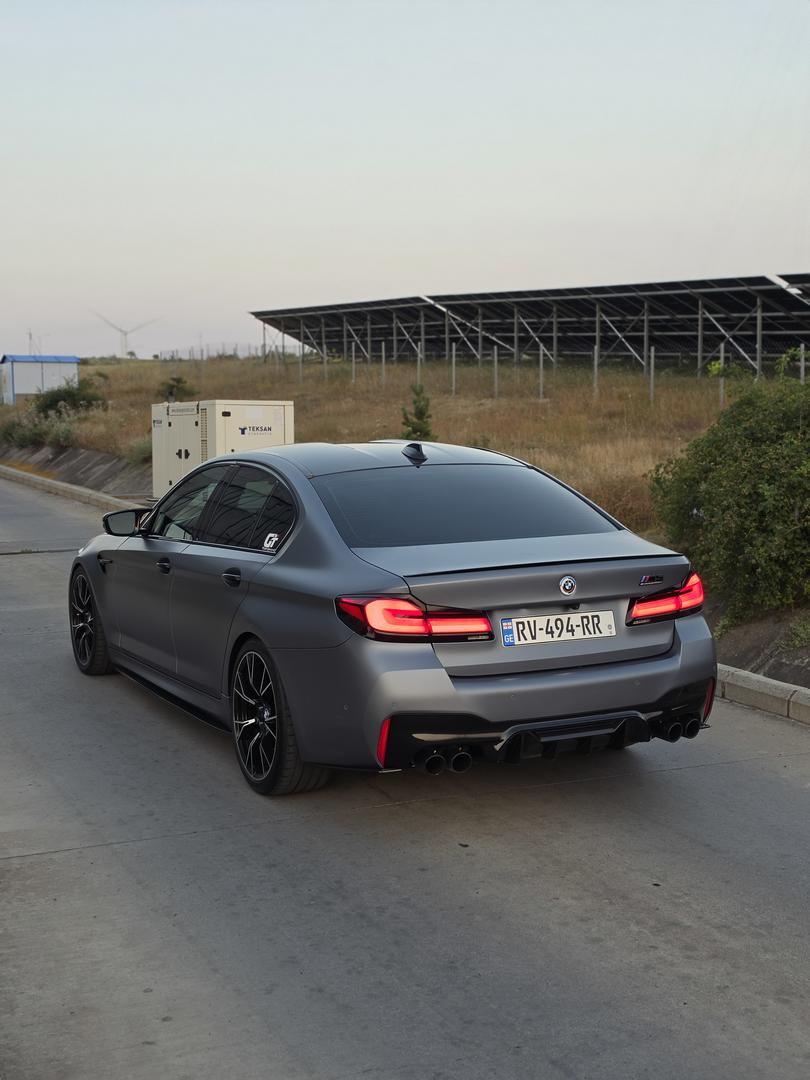 BMW M5 2021 — photo 2