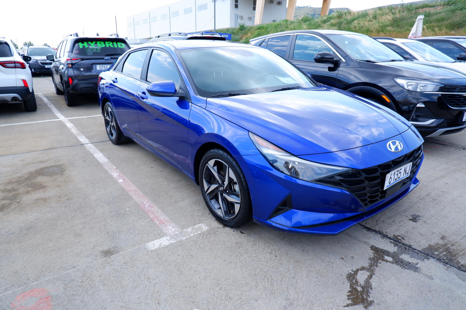 Hyundai Elantra 2023 — photo 2