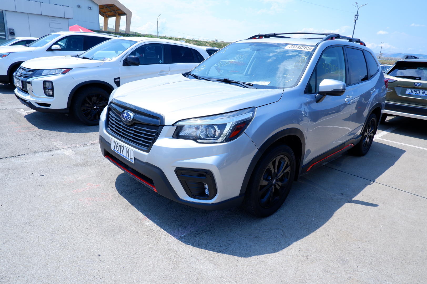 Subaru Forester 2018 — photo 2