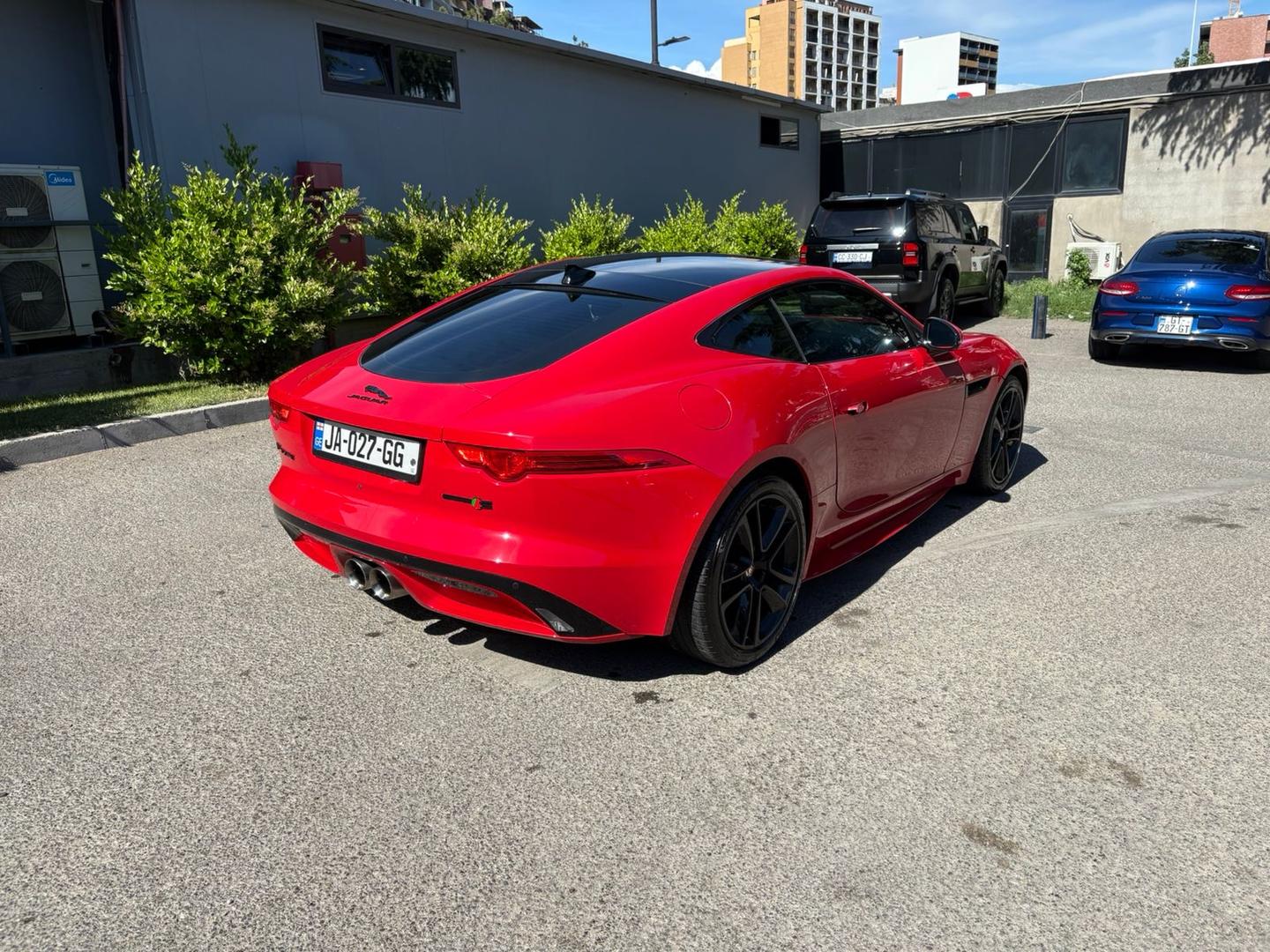 Jaguar F-TYPE 2016 — photo 2