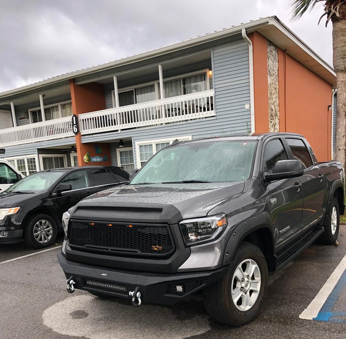 Toyota Tundra 2016 — photo 2