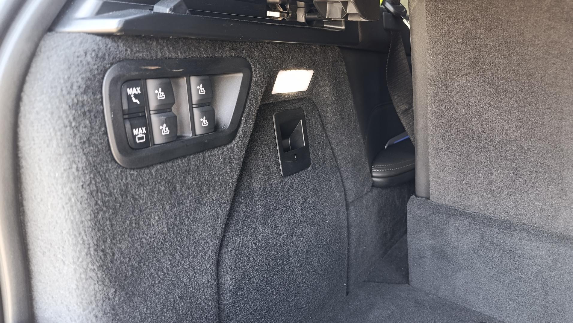 BMW X7 2022 — photo 2