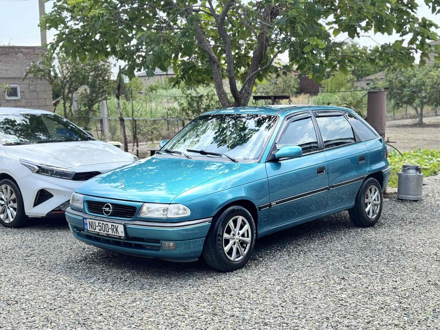 Opel Astra 1995 — photo 2