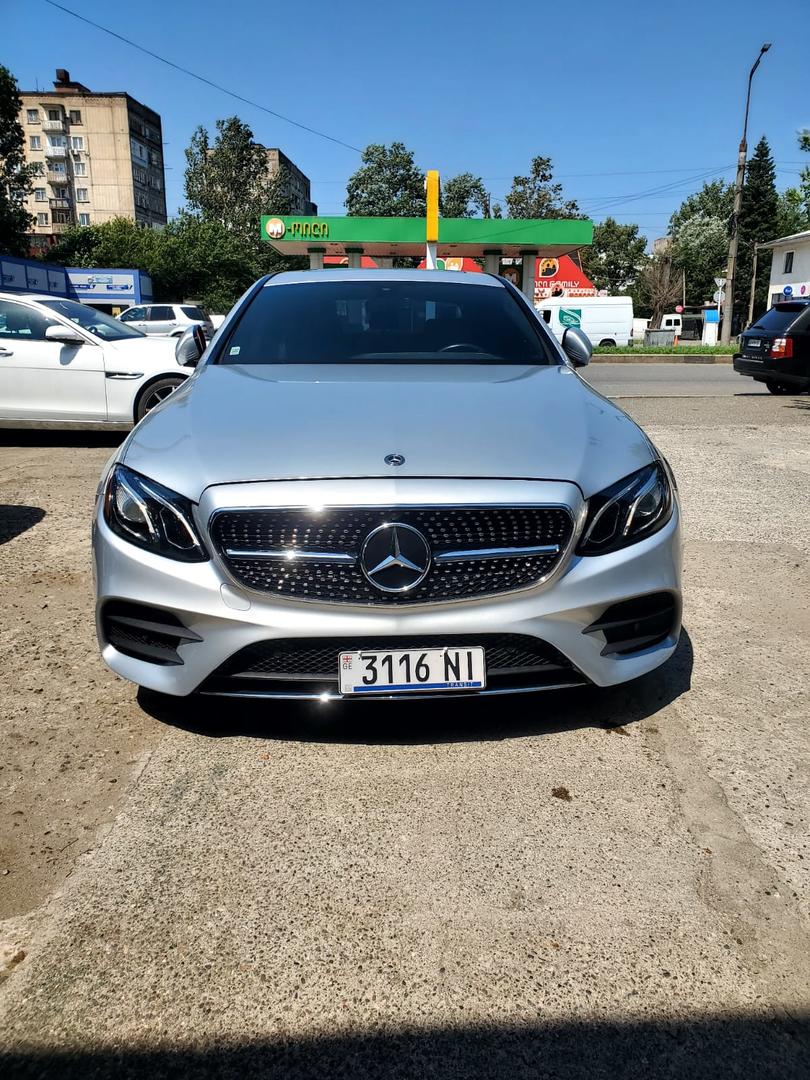 Mercedes-Benz E 300