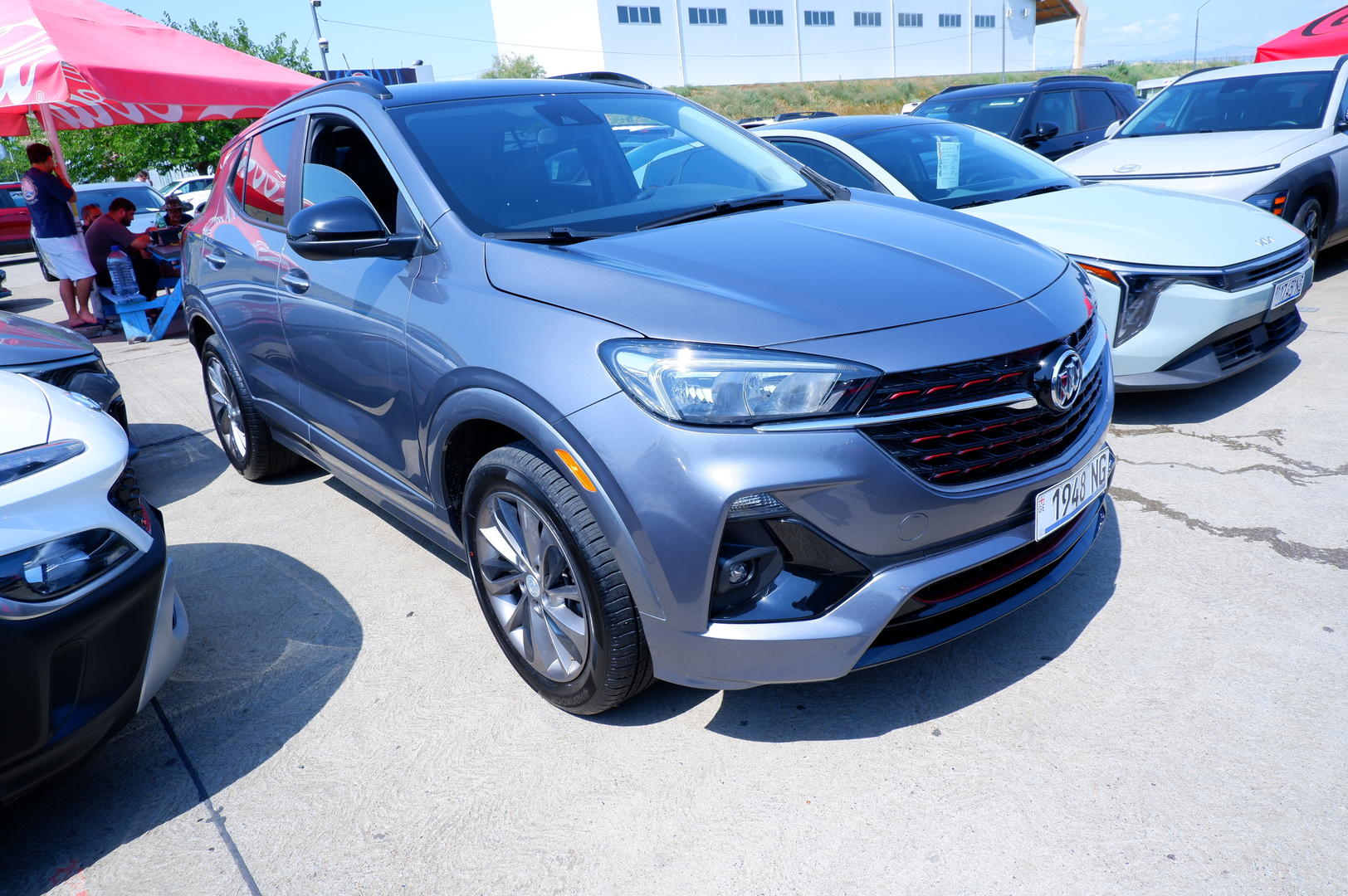 Buick Encore 2022 — photo 2