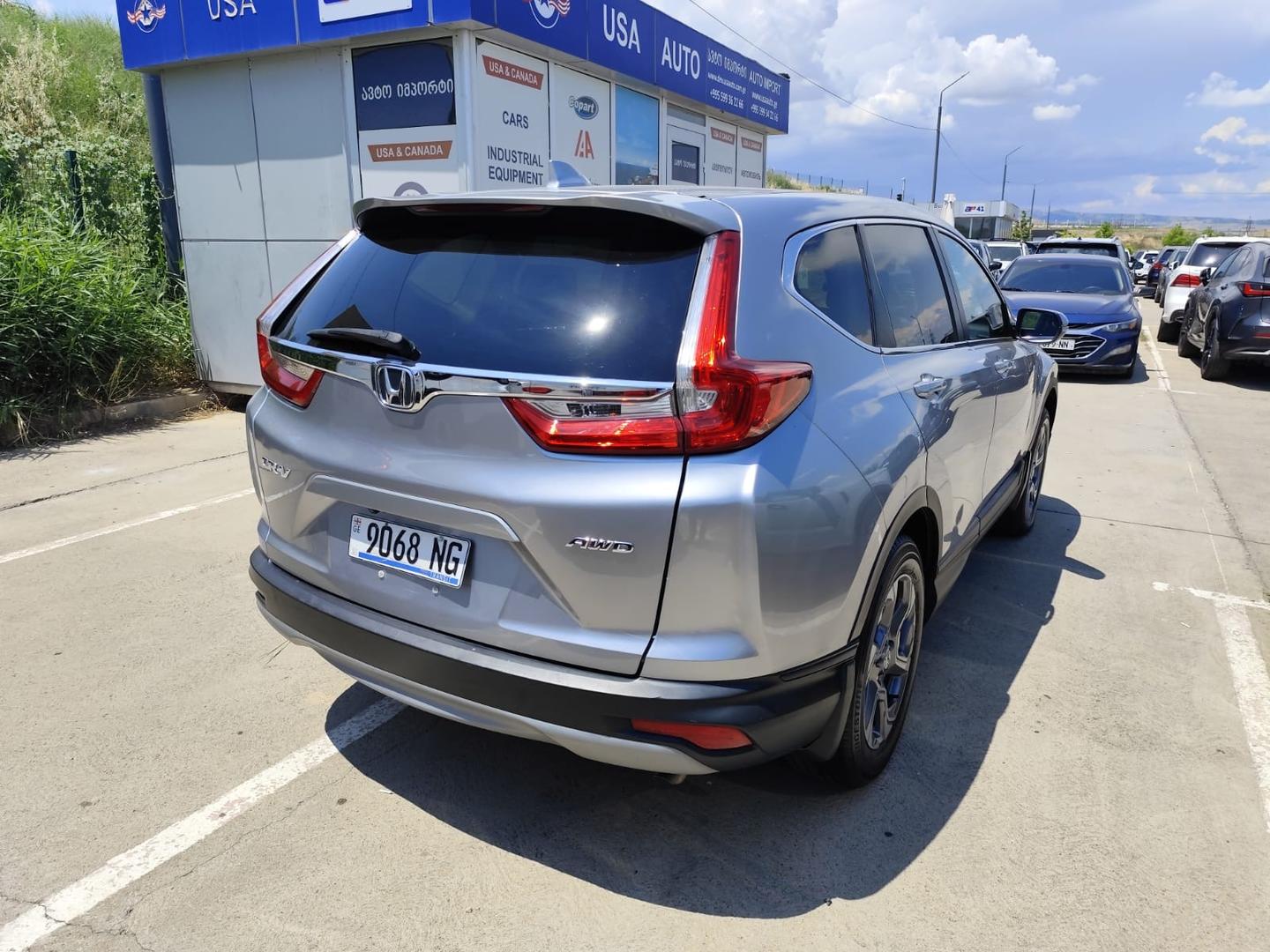 Honda CR-V 2019 — photo 2