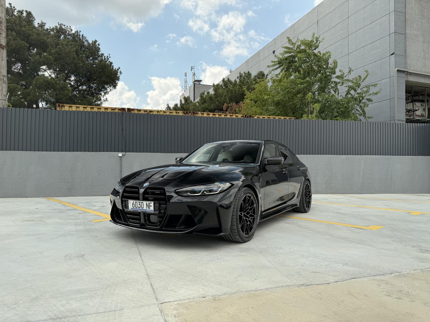 BMW M3 2023 — photo 2