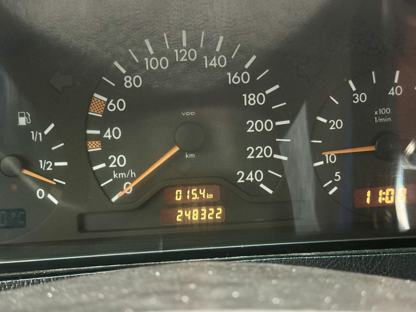 Mercedes-Benz C 180 1998 — photo 2