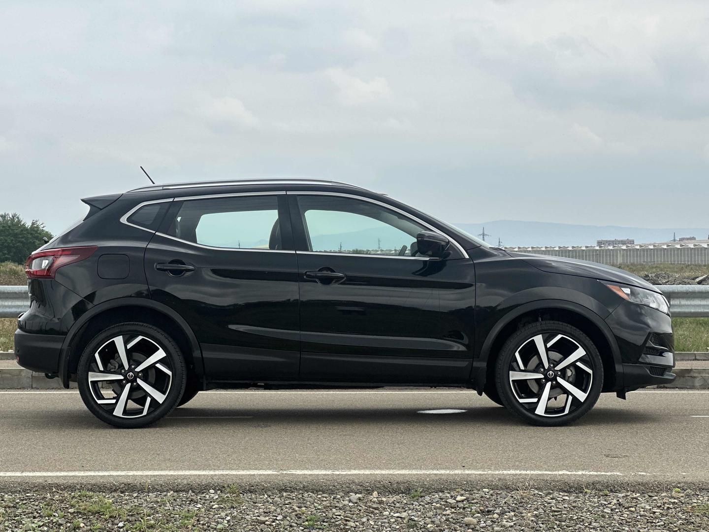 Nissan Rogue 2022 — photo 2