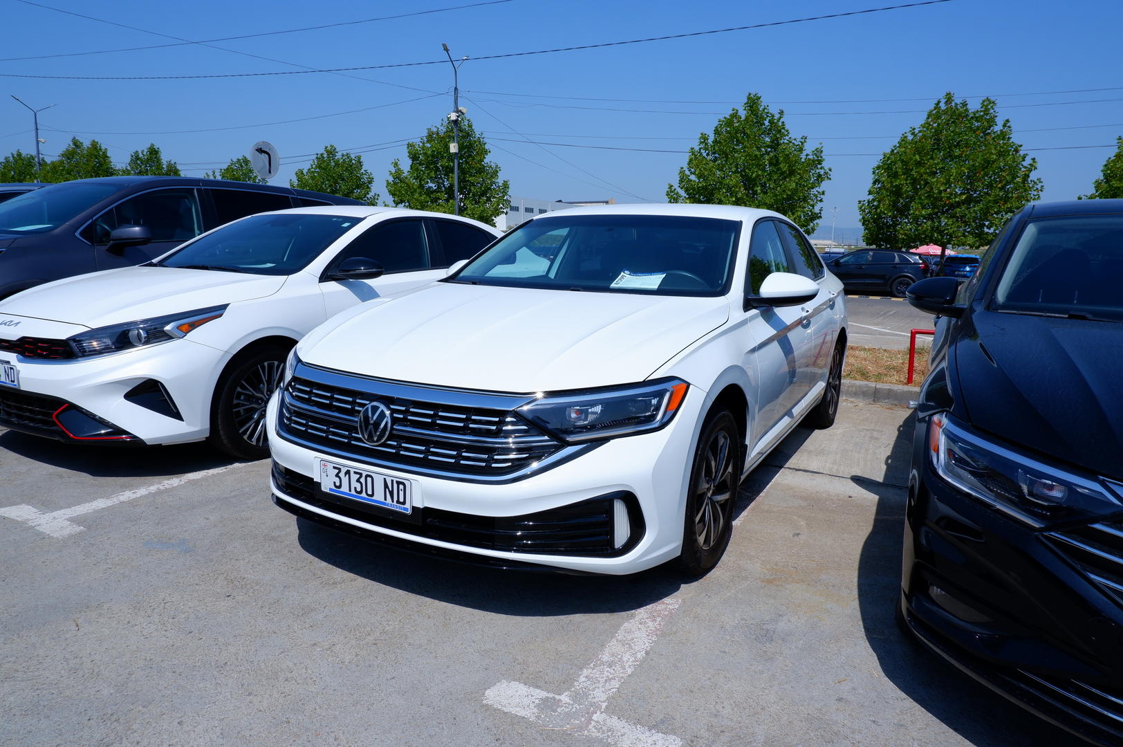 Volkswagen Jetta 2022 — photo 2