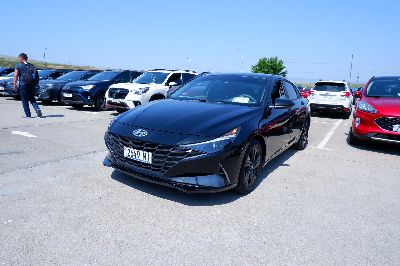 Hyundai Elantra 2022 — photo 2