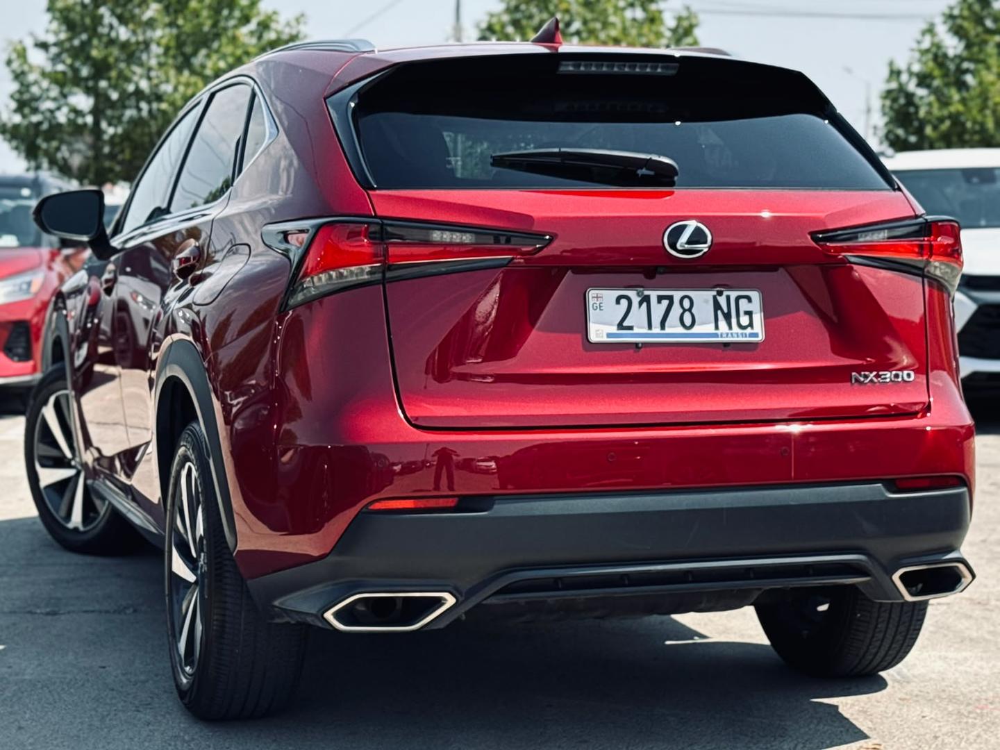 Lexus NX 300 2020 — photo 2