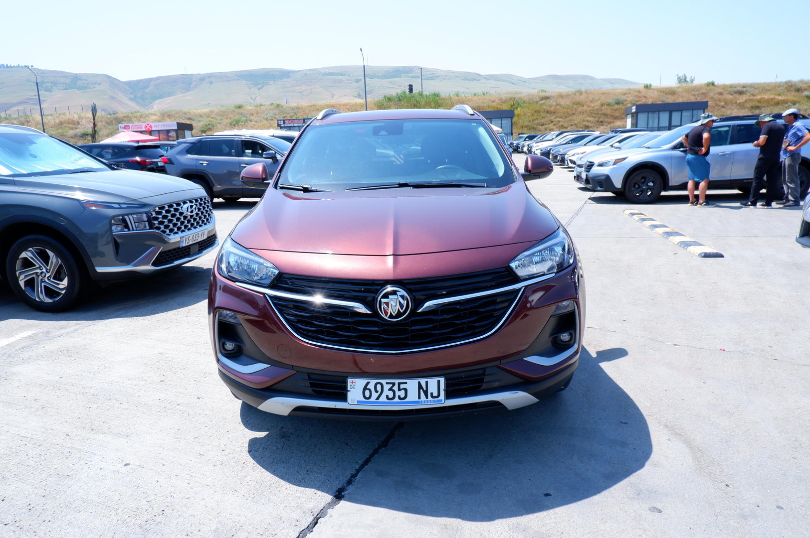 Buick Encore 2021 — photo 2