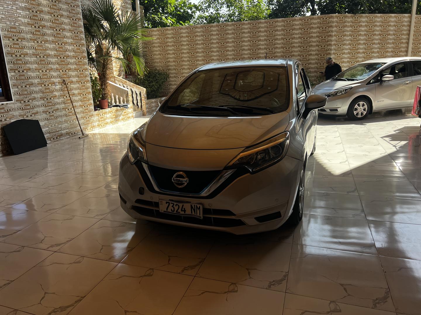 Nissan Note 2019 — photo 2