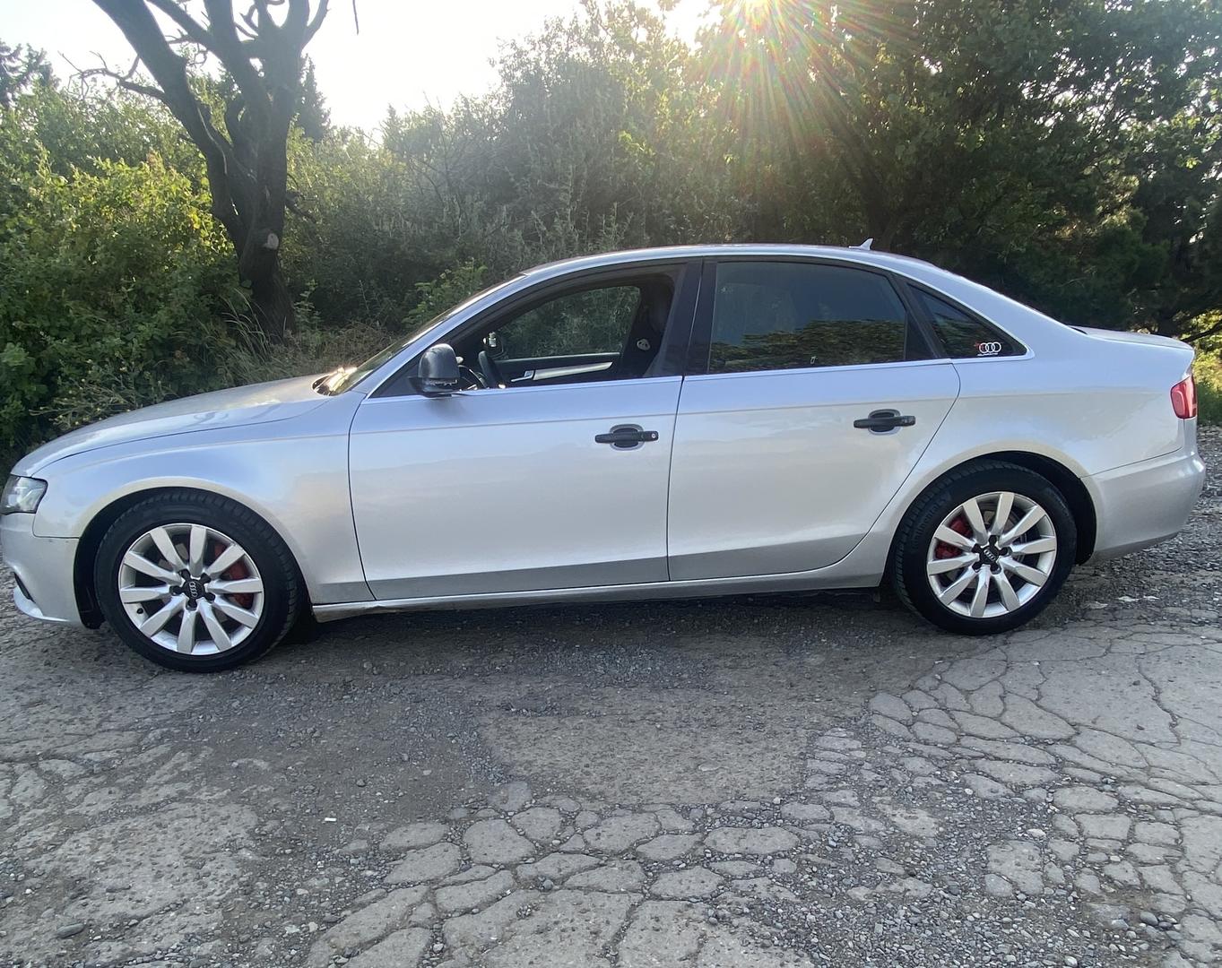Audi A4 2008 — photo 2