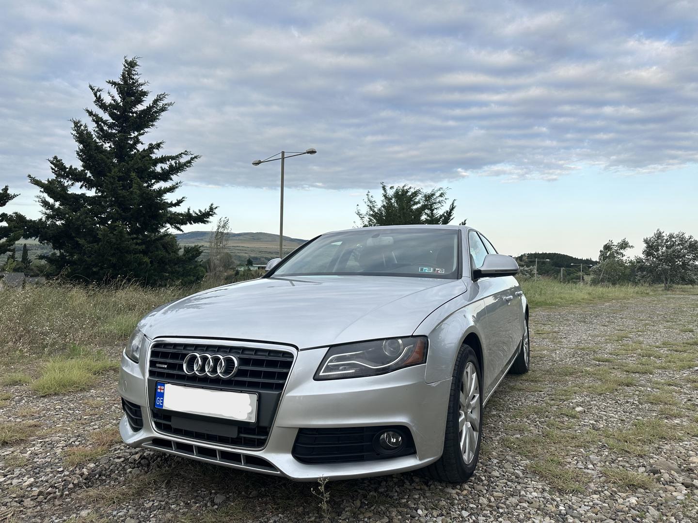 Audi A4 2008 — photo 2