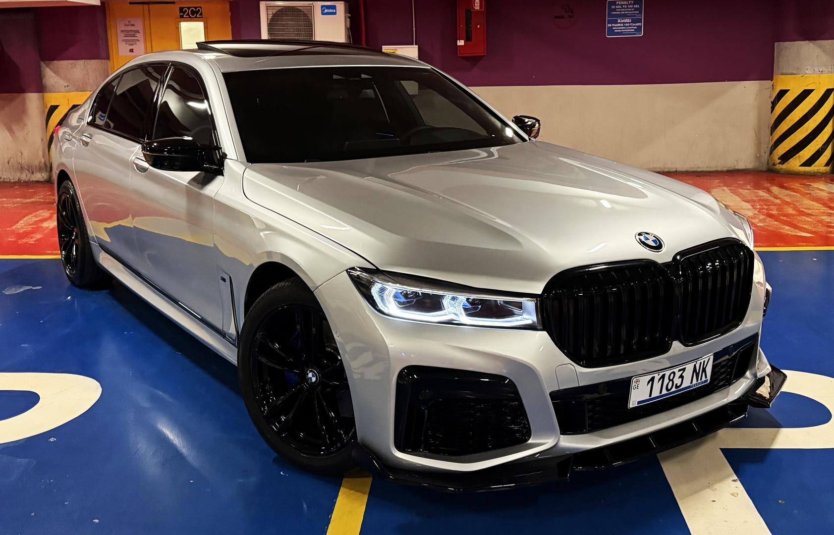 BMW 740