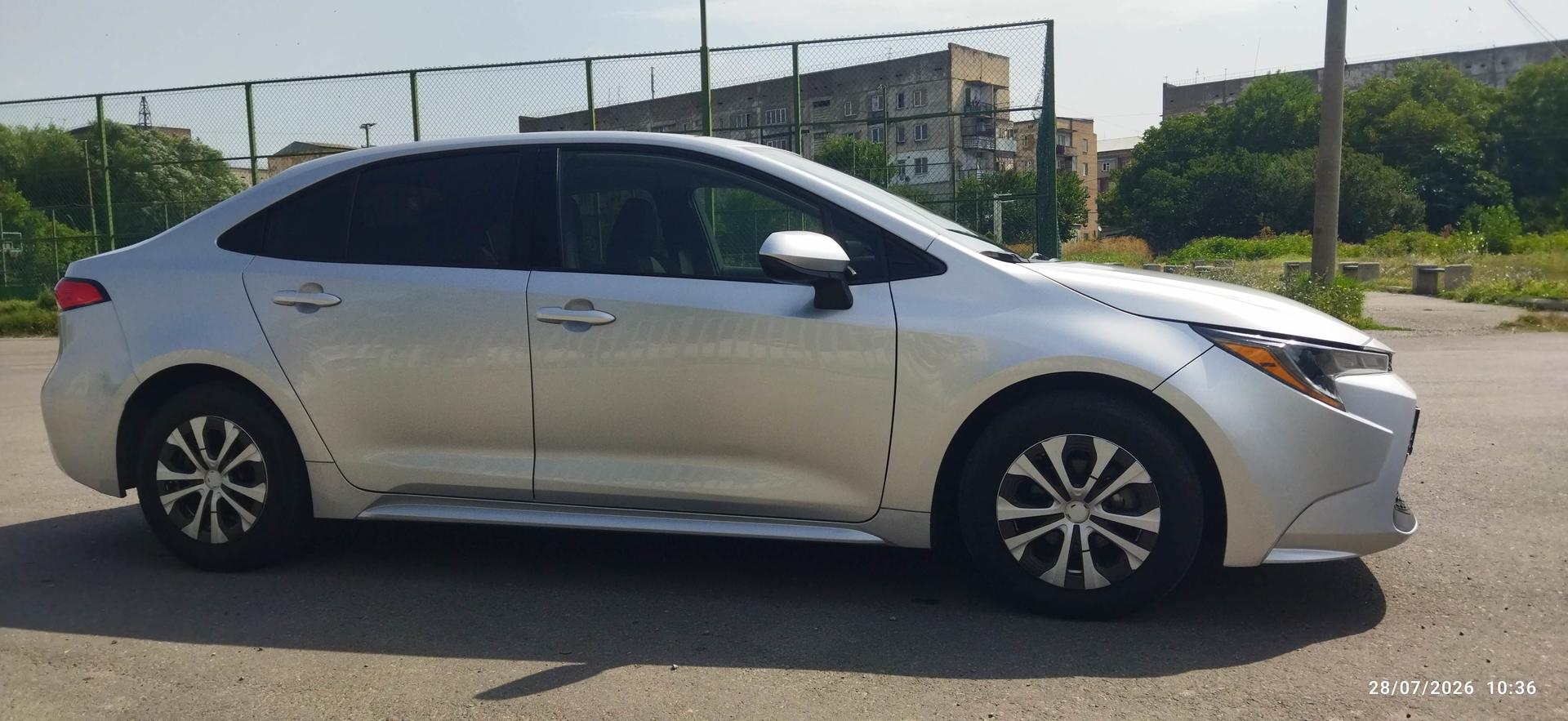 Toyota Corolla 2022 — photo 2