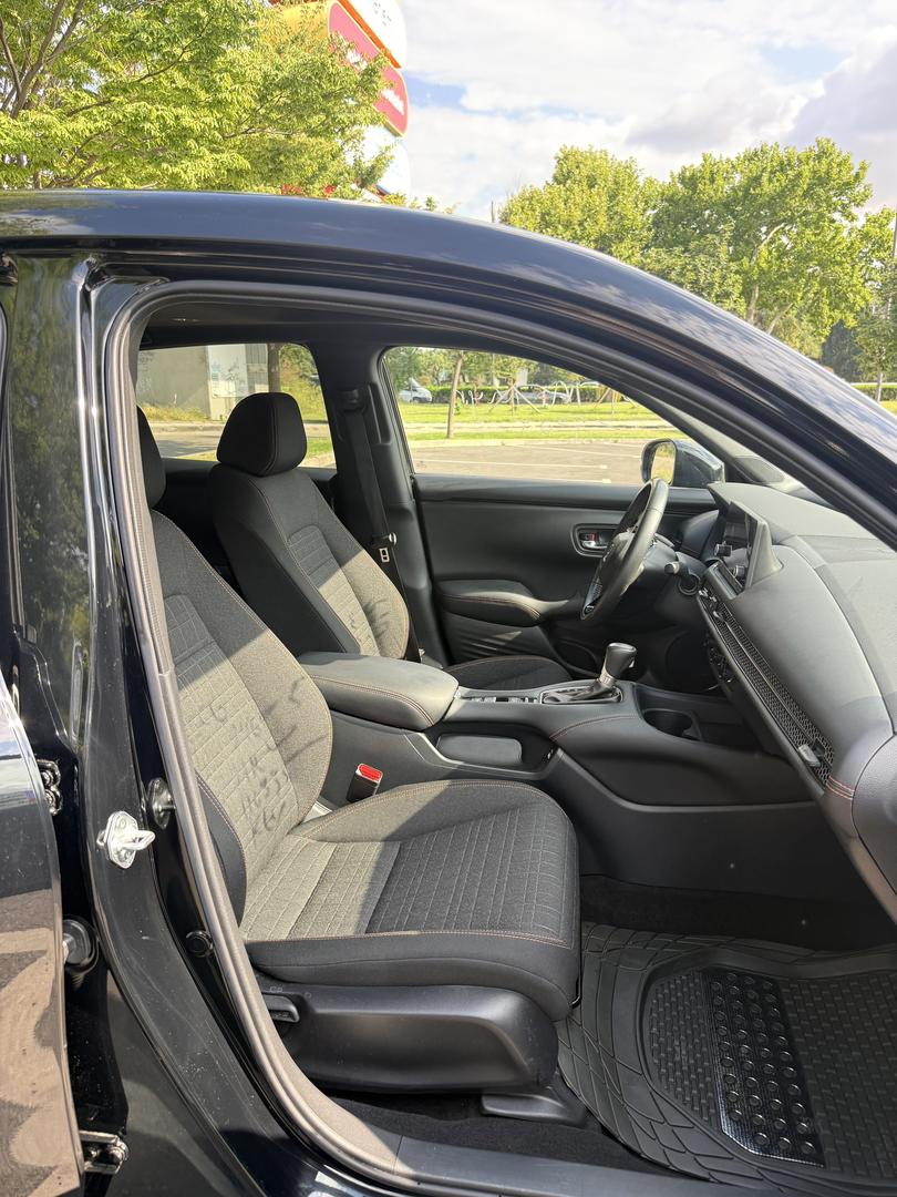 Honda HR-V 2023 — photo 2
