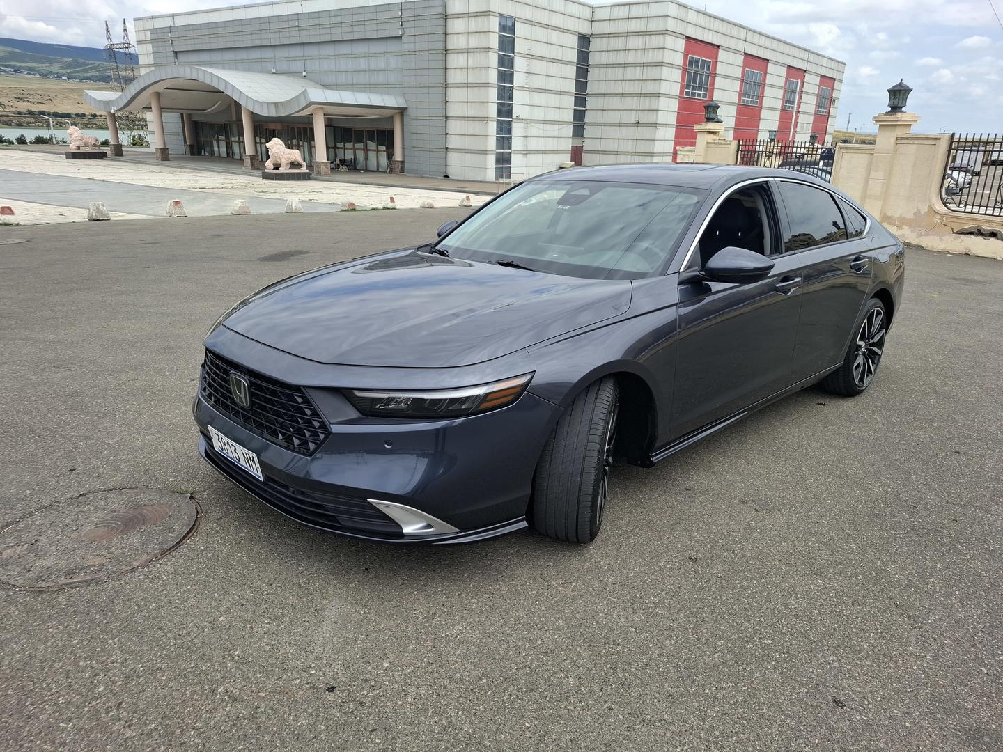 Honda Accord 2023 — photo 2