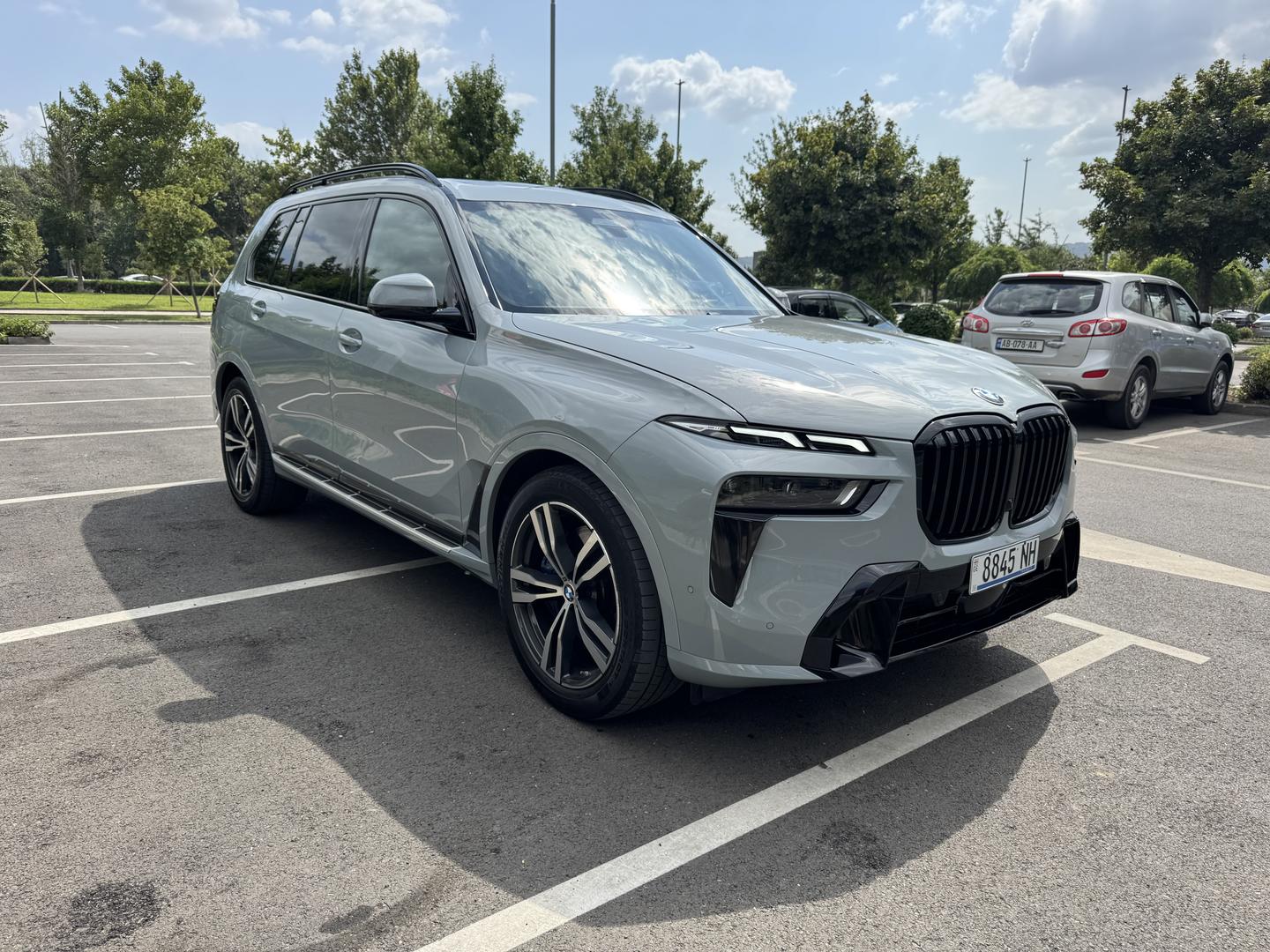 BMW X7