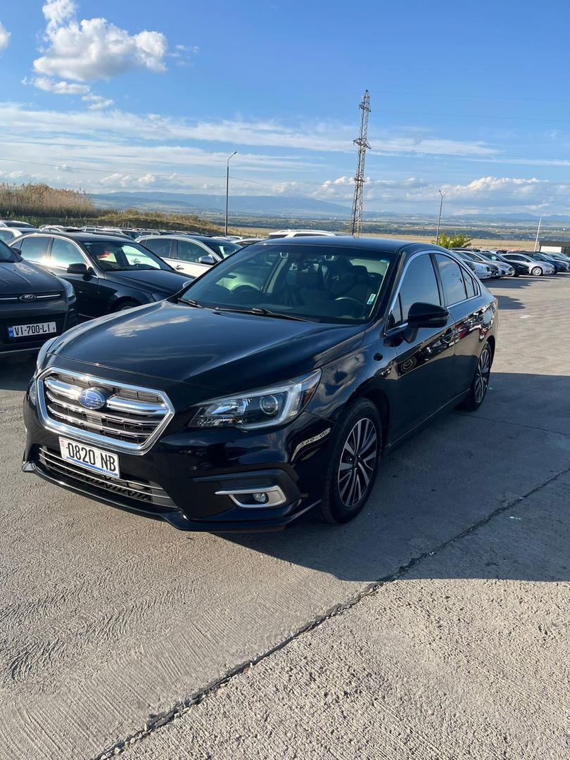Subaru Legacy 2017 — photo 2